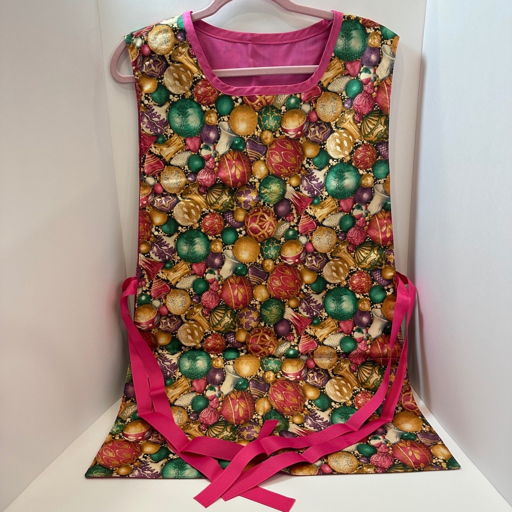 Handmade Christmas Ornament Print Tabard Apron Pink Ribbon Side Ties Lined‎ - Picture 2 of 10